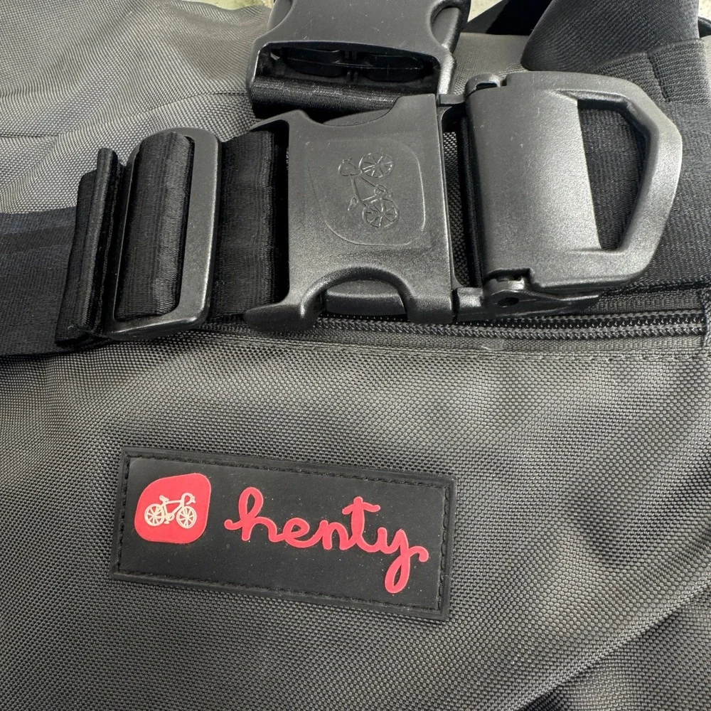 Henty Wingman Bike Commuter Garment Bag Black & Lime Green